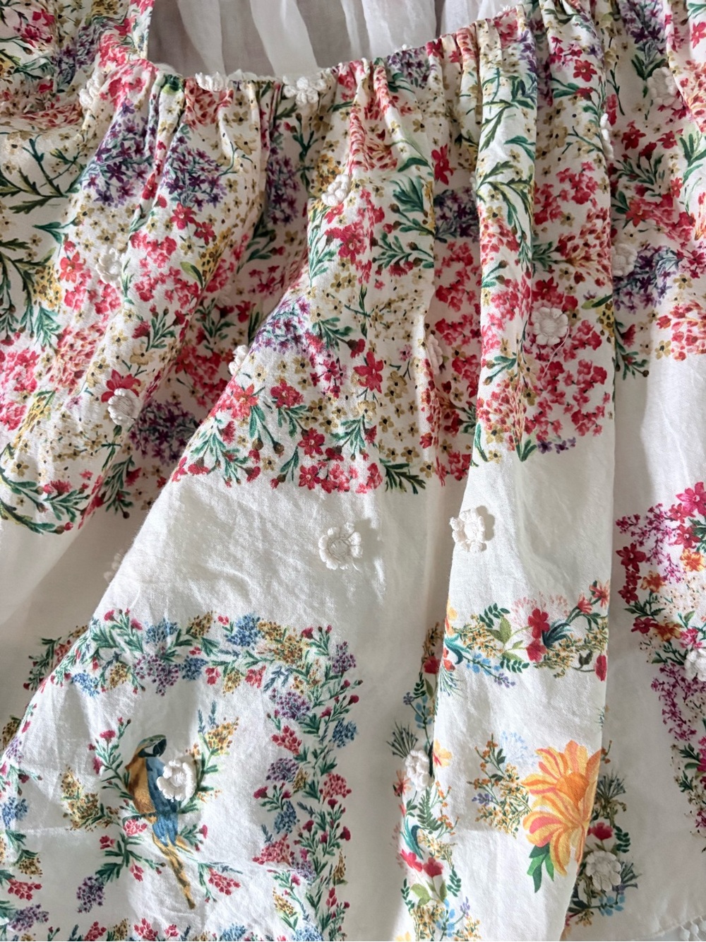 FARM Rio White Floral Ruffle Sleeve Top - Picture 3 of 3